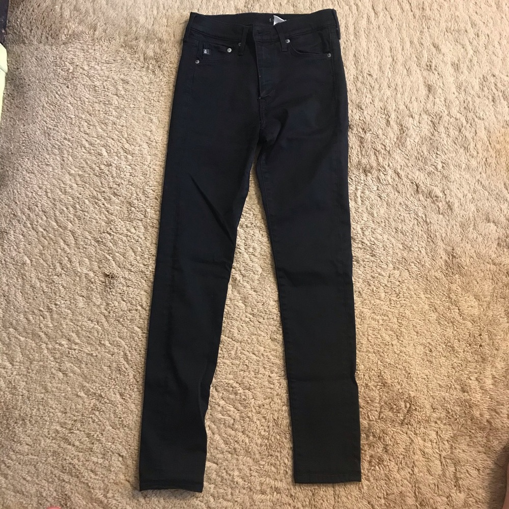 Black skinny jeans